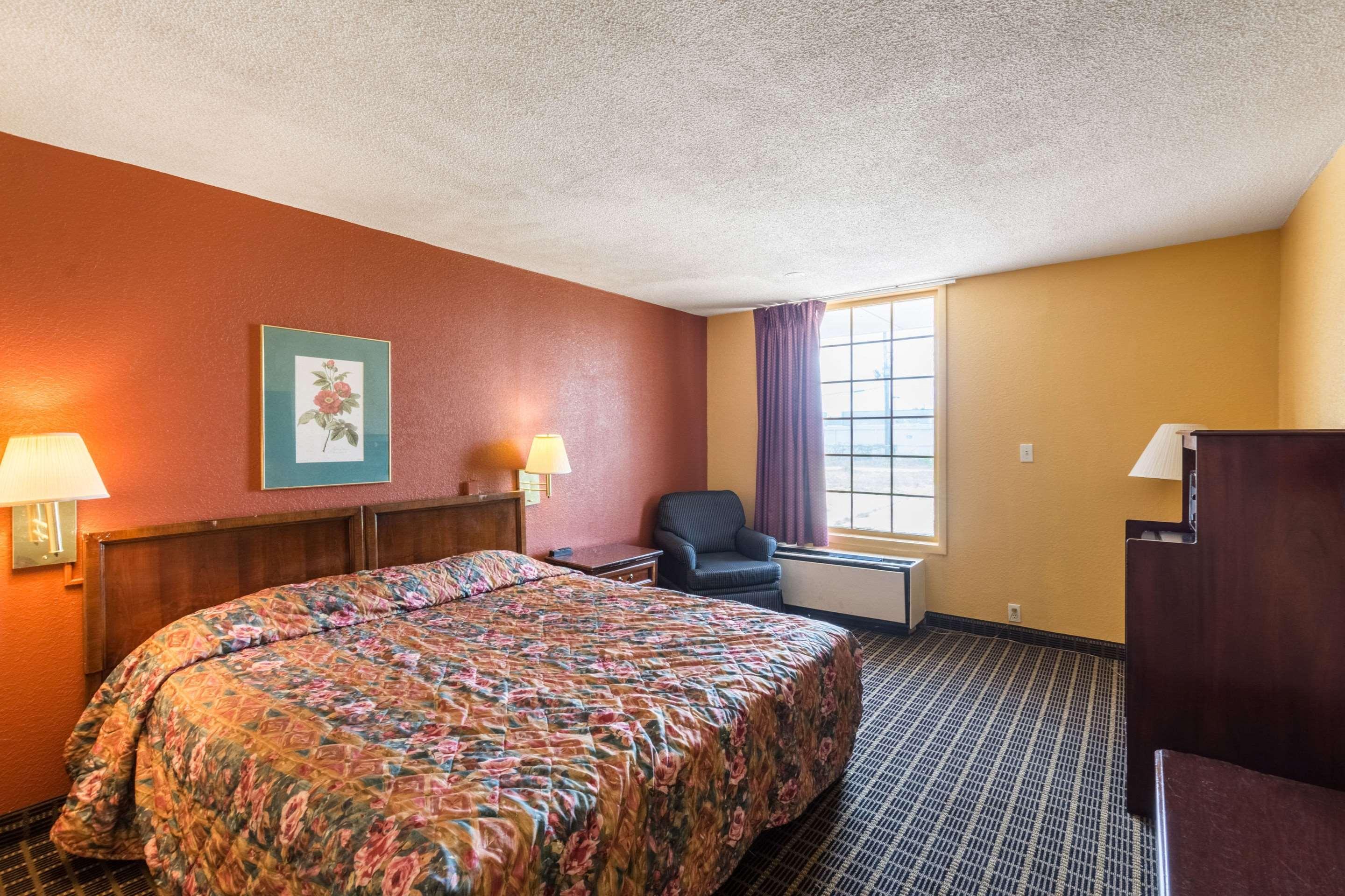 Econo Lodge Inn & Suites Orangeburg Ngoại thất bức ảnh